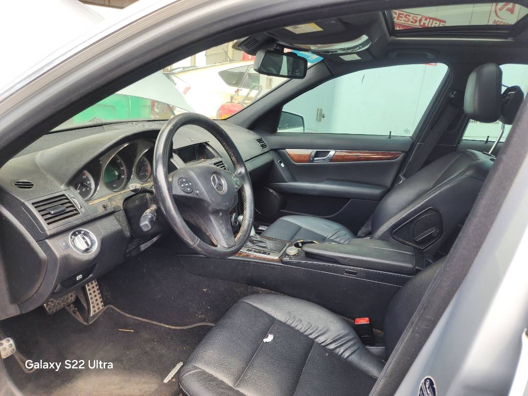 2011 MERCEDES BENZ C300 — 119046 Miles — Lot 329118 — Ind. 12 - Marhaba Auctions Used Cars - Image 14