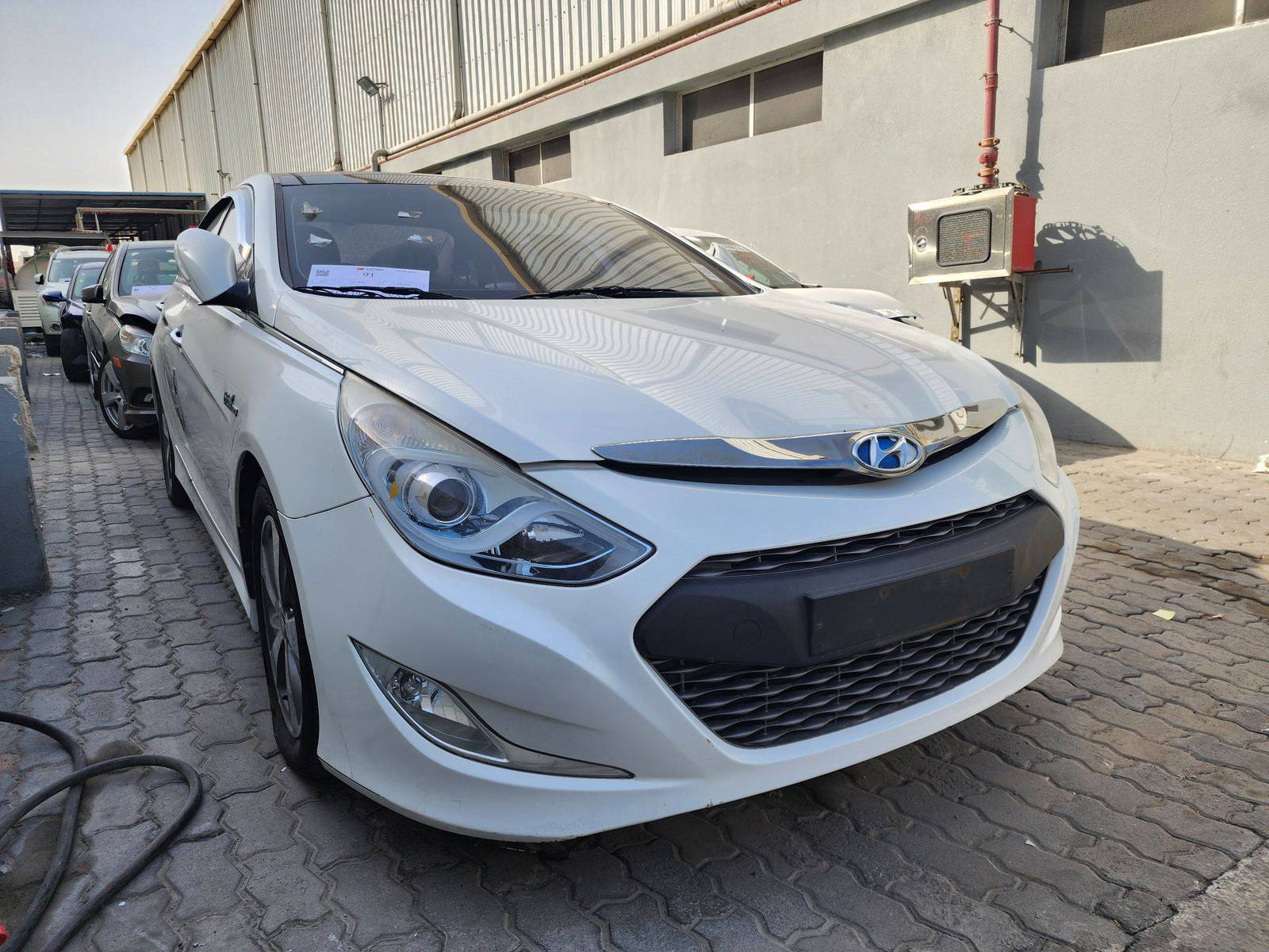 2012 HYUNDAI SONATA — 240543 KM — Lot 038510 — Souq - Marhaba Auctions Used Cars - Image 4