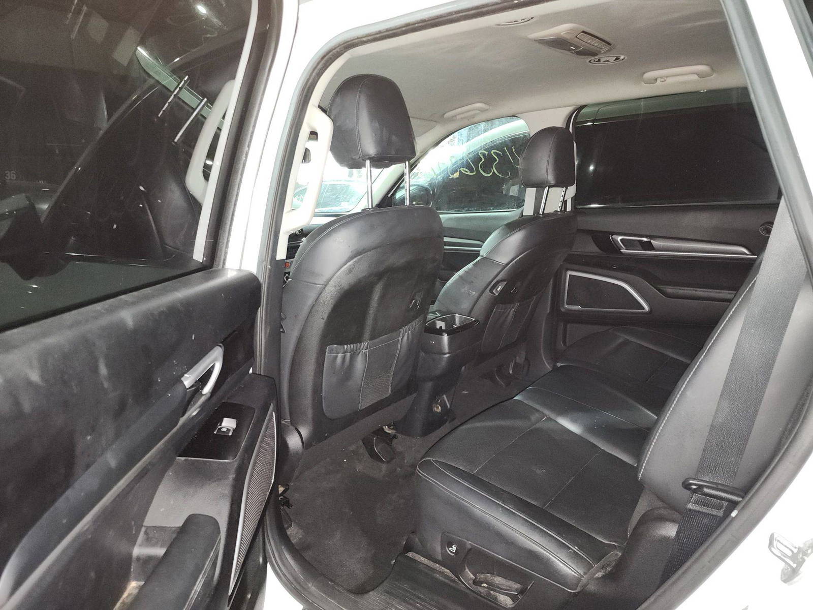 2020 KIA TELLURIDE — 60979 Miles — Lot 029679 — Souq - Marhaba Auctions Used Cars - Image 7