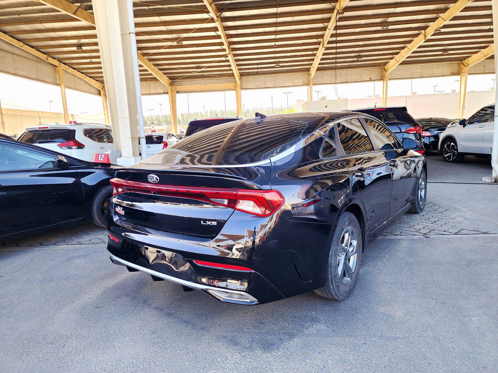2021 KIA K5 — 45520 Miles — Lot G014829 — Souq - Marhaba Auctions Used Cars - Image 3