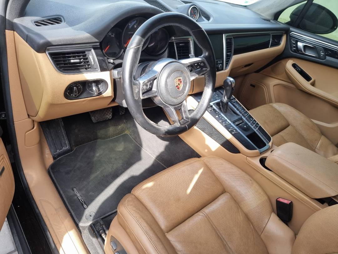 PORSCHE MACAN 2017 - Marhaba Auction Used Cars - Image 5