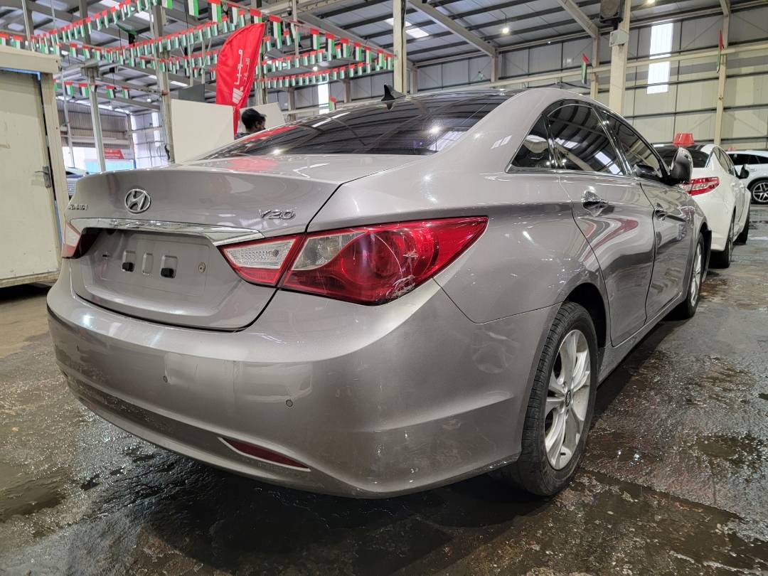 2010 HYUNDAI SONATA — 193169 KM — Lot 73285 — Main - Marhaba Auctions Used Cars - Image 3