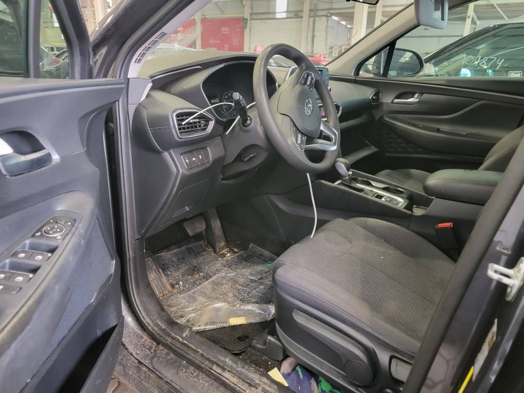 2020 HYUNDAI SANTA FE — 59374 Miles — Lot LH273402 — Souq - Marhaba Auctions Used Cars - Image 8