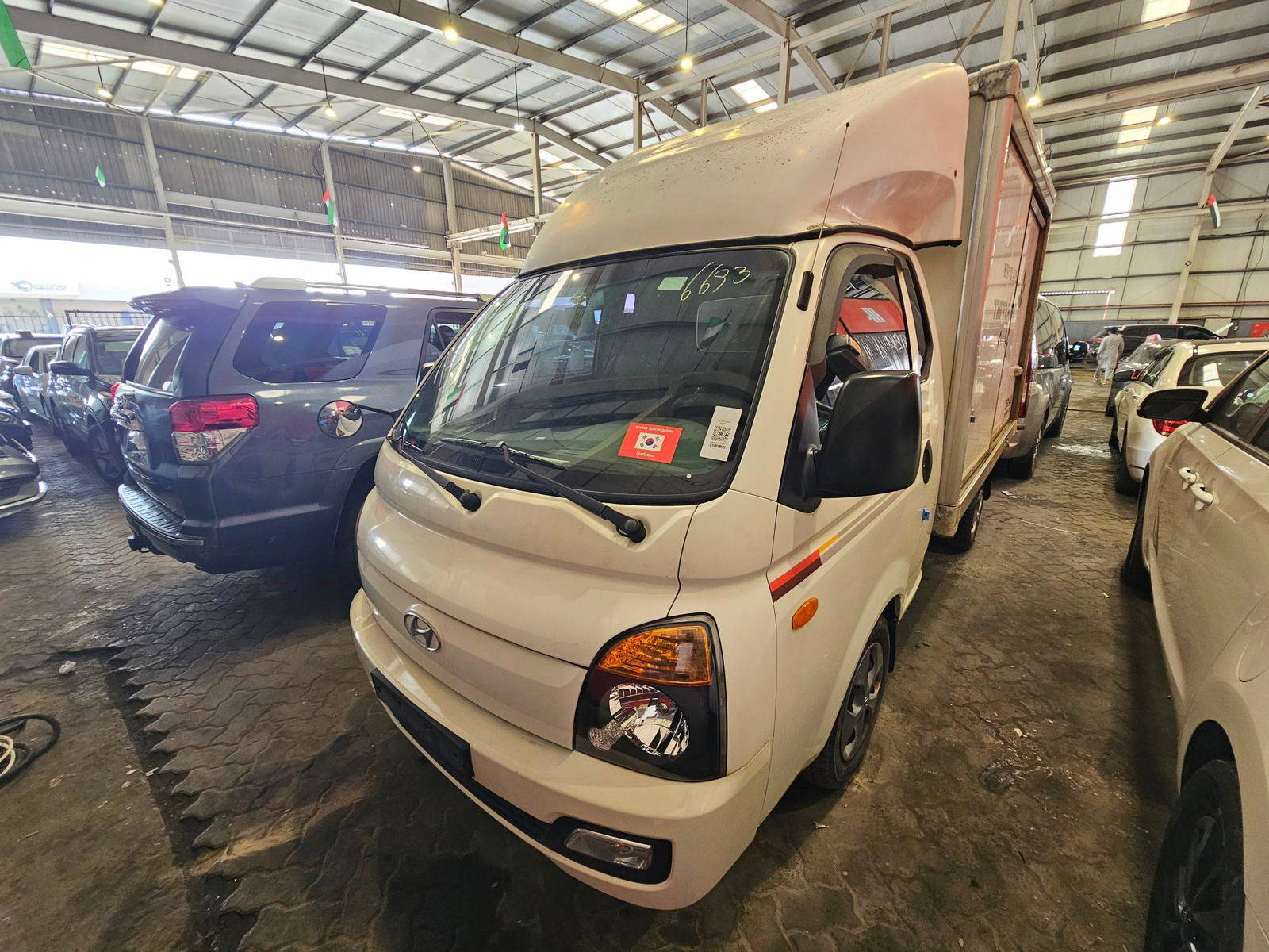 HYUNDAI PORTER 2 2018 - Marhaba Auction Used Cars - Image 3
