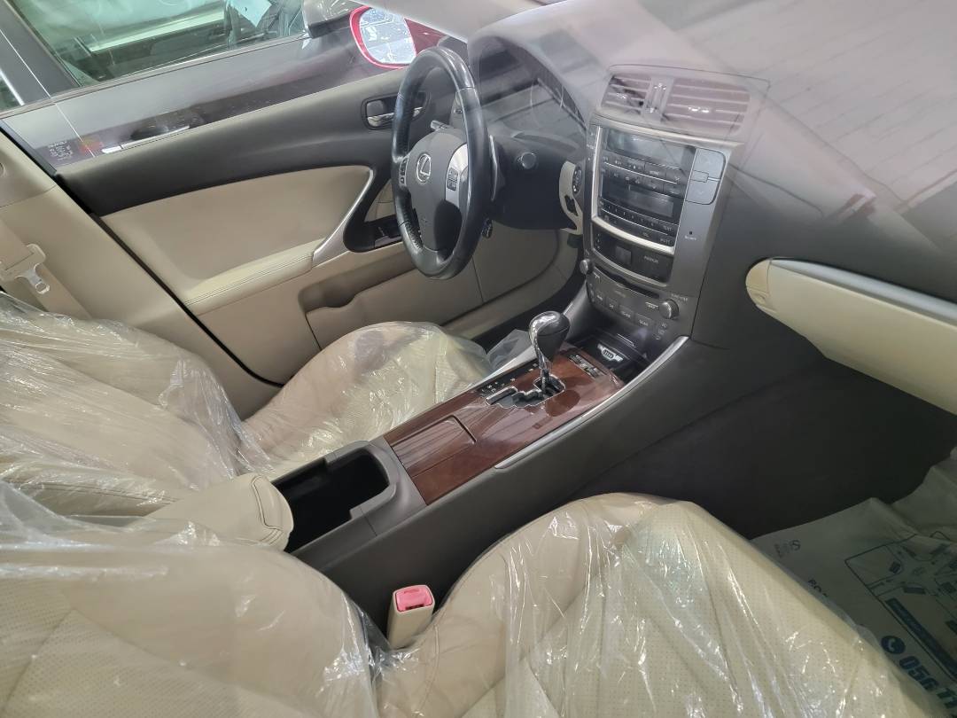 2011 LEXUS IS 250 — 142013 Miles — Lot 052101 - Marhaba Auctions Used Cars - Image 5