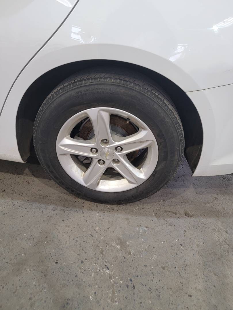 2019 CHEVROLET MALIBU — 143526 Miles — Lot F105144 — Main - Marhaba Auctions Used Cars - Image 9