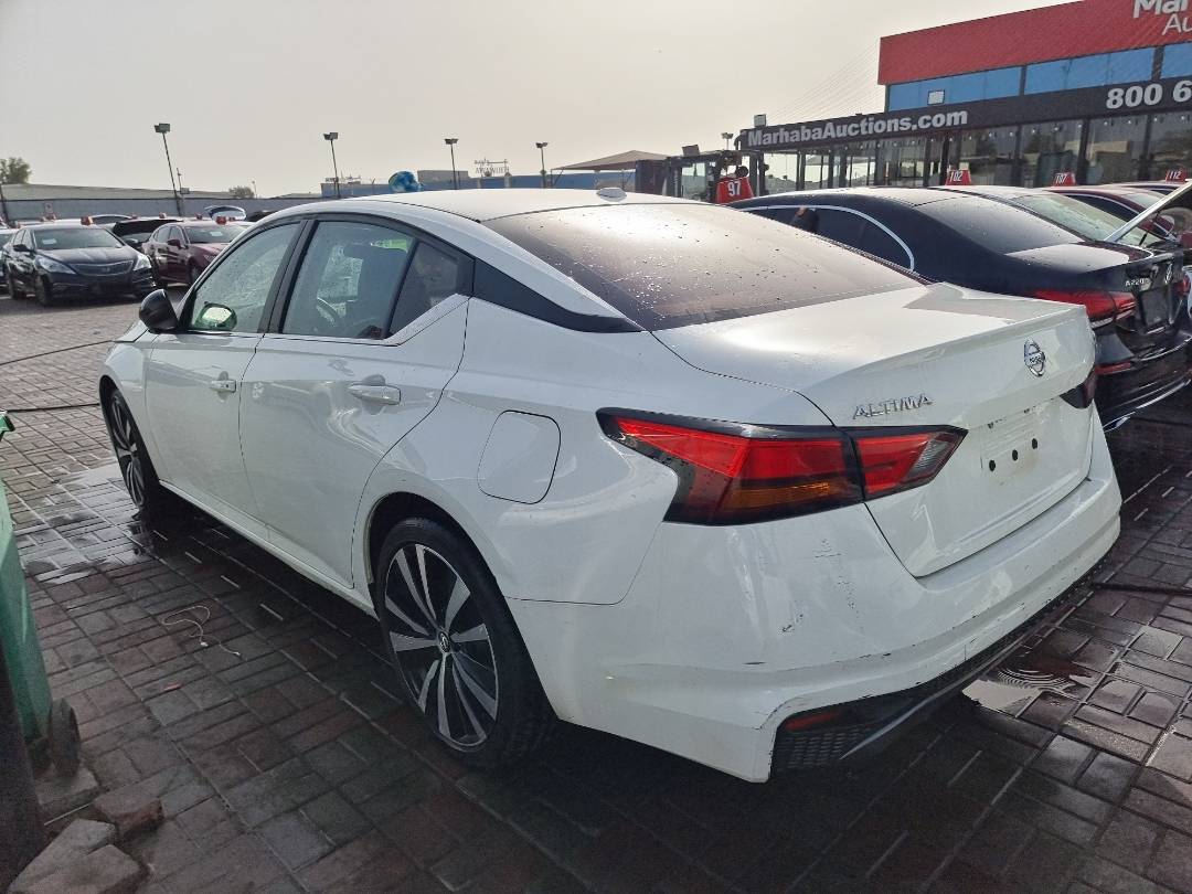 2019 NISSAN ALTIMA — 120965 Miles — Lot 215478 — Ind. 12 - Marhaba Auctions Used Cars - Image 5
