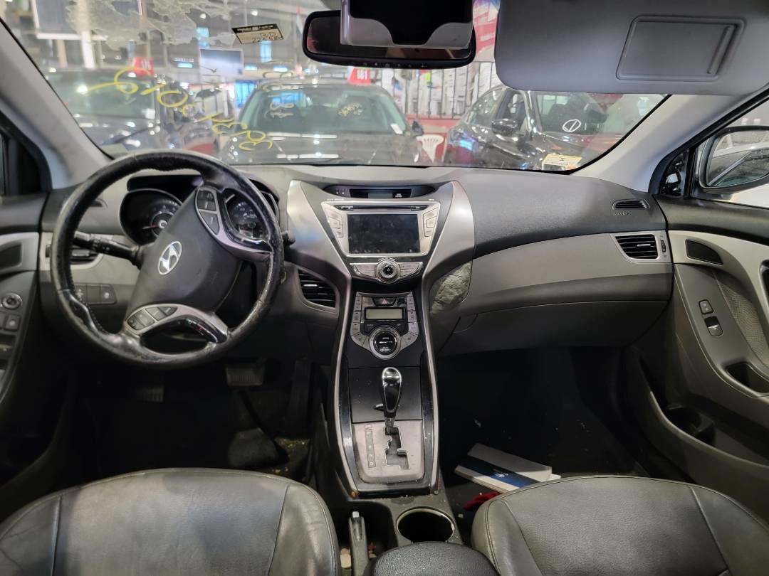 2013 HYUNDAI ELANTRA — 225581 Miles — Lot DH181591 — Main - Marhaba Auctions Used Cars - Image 6