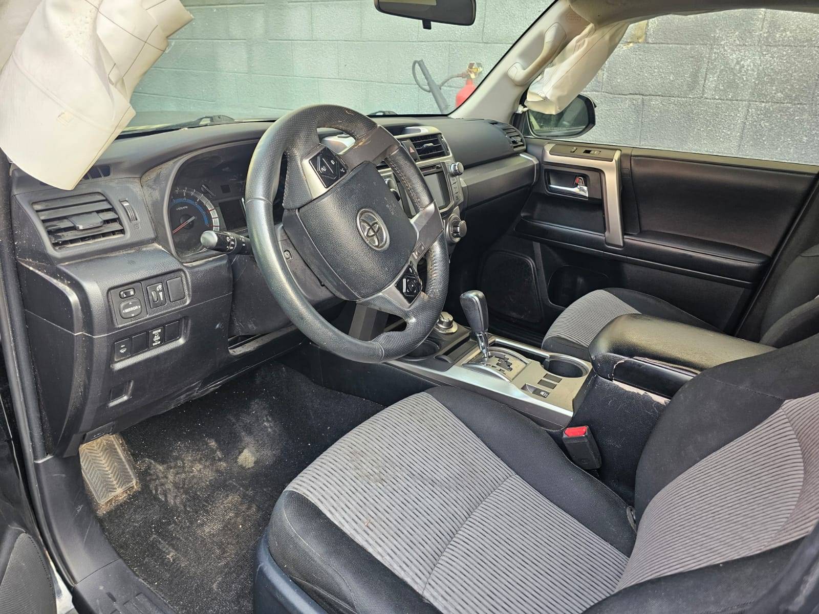 2018 TOYOTA 4RUNNER SR5 — 122256 Miles — Lot 5485893 — Main - Marhaba Auctions Used Cars - Image 6