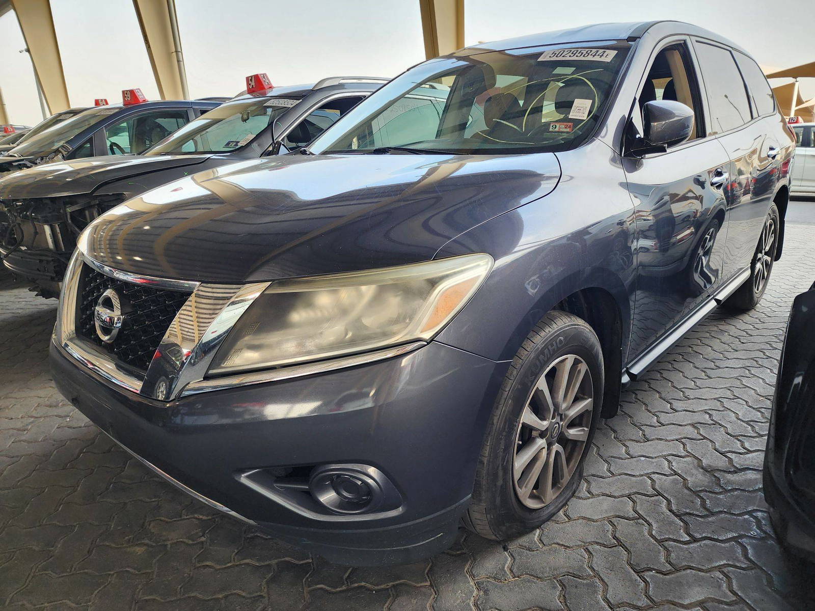 2014 NISSAN PATHFINDER — 202847 Miles — Lot 28583 — Souq - Marhaba Auctions Used Cars - Image 7