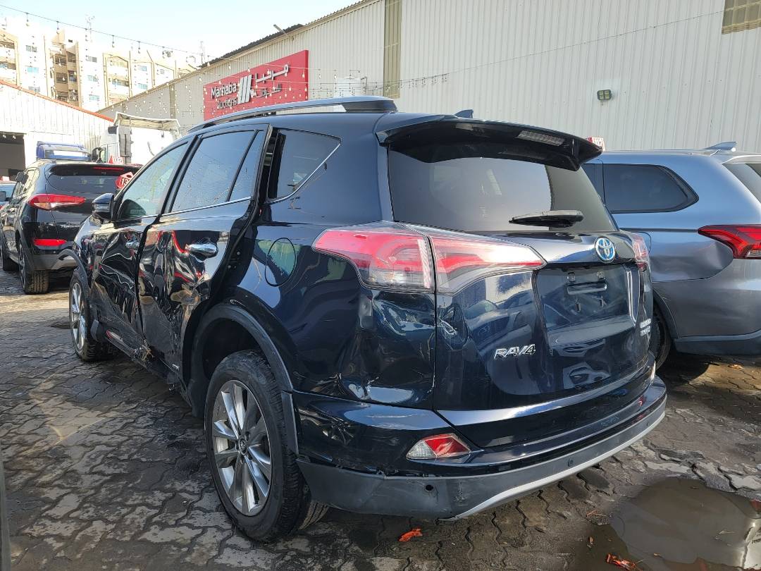2018 TOYOTA RAV4 — 42284 Miles — Lot JREV7JD194821 — Main - Marhaba Auctions Used Cars - Image 3