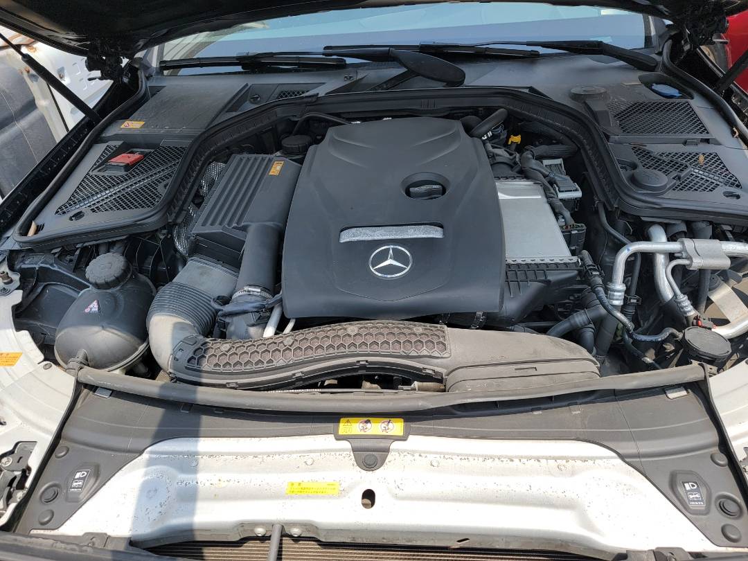 2015 MERCEDES BENZ C200 — 144906 KM — Lot R108966 — Main - Marhaba Auctions Used Cars - Image 12
