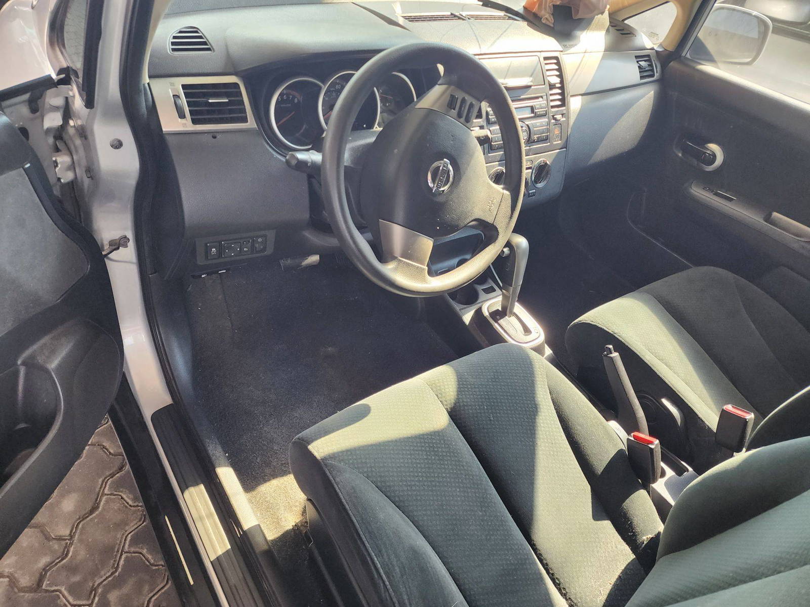 2012 NISSAN VERSA — 0 Miles — Lot 47003783 - Marhaba Auctions Used Cars - Image 9