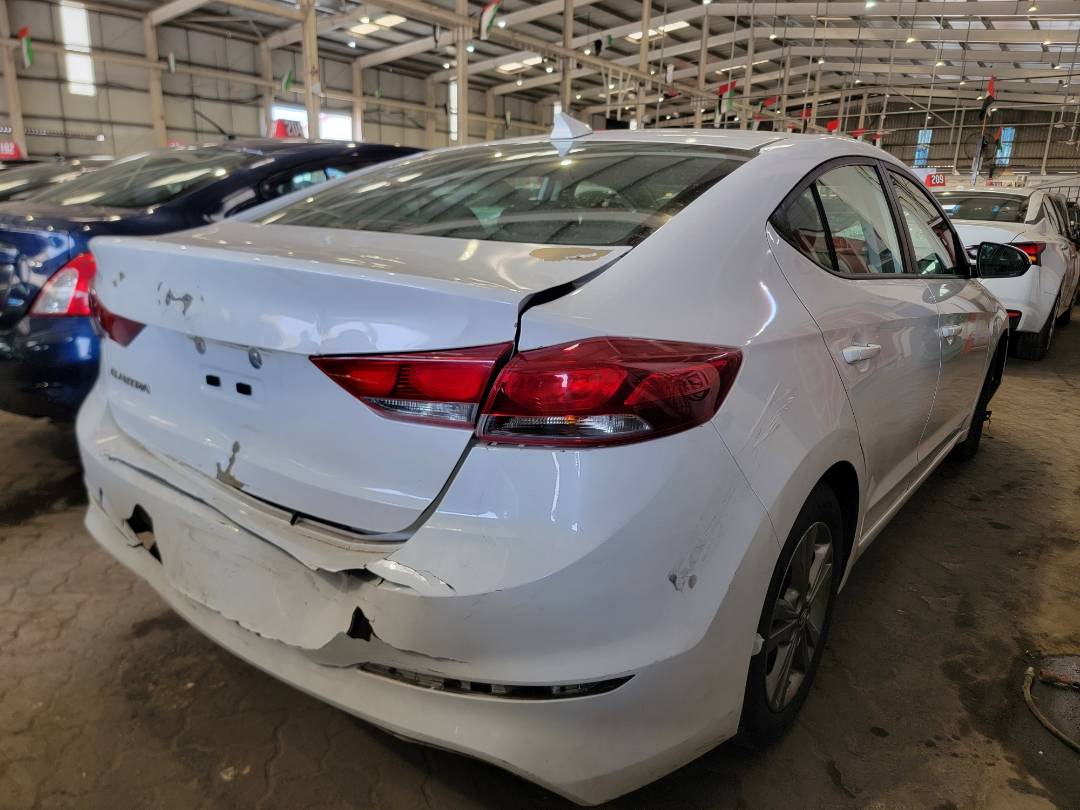 2018 HYUNDAI ELANTRA — 111742 Miles — Lot 38777488 — Souq - Marhaba Auctions Used Cars - Image 5