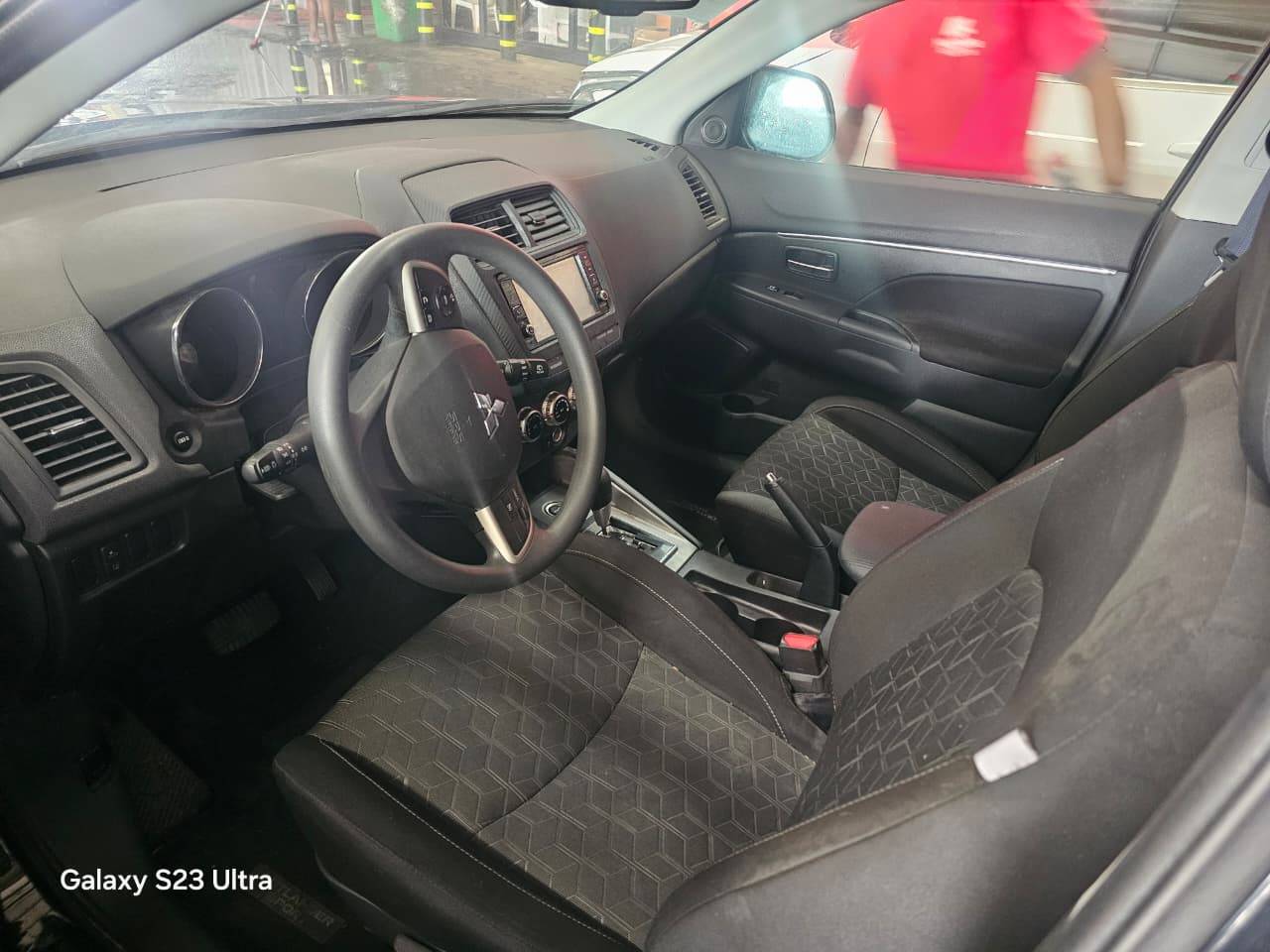 2023 MITSUBISHI OUTLANDER — 18353 Miles — Lot U002862 — Main - Marhaba Auctions Used Cars - Image 7