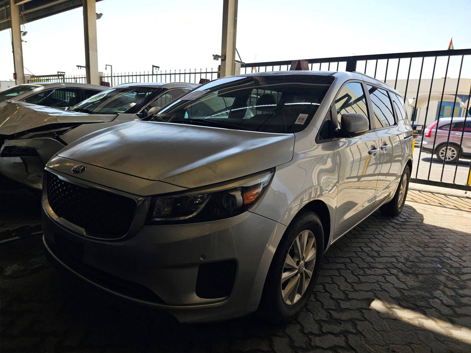 KIA SEDONA 2017 - Marhaba Auction Used Cars - Image 4