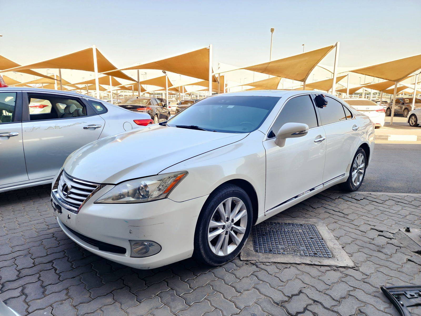 2012 LEXUS ES 350 — 179719 Miles — Lot EG6C2508074 — Souq - Marhaba Auctions Used Cars - Image 5