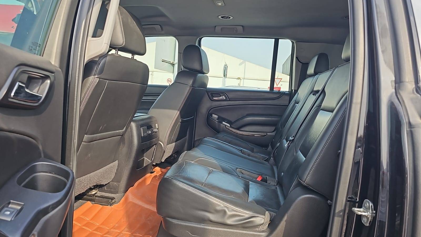 2020 CHEVROLET SUBURBAN — 126902 KM — Lot KCXLR275004 — Souq - Marhaba Auctions Used Cars - Image 10