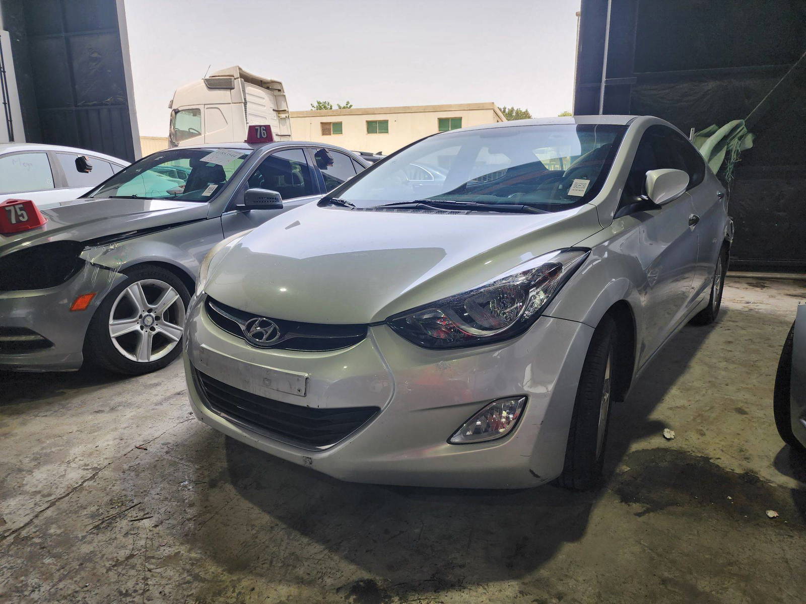 2012 HYUNDAI AVANTE — 192840 KM — Lot 379860 — Al Quoz - Marhaba Auctions Used Cars - Image 3