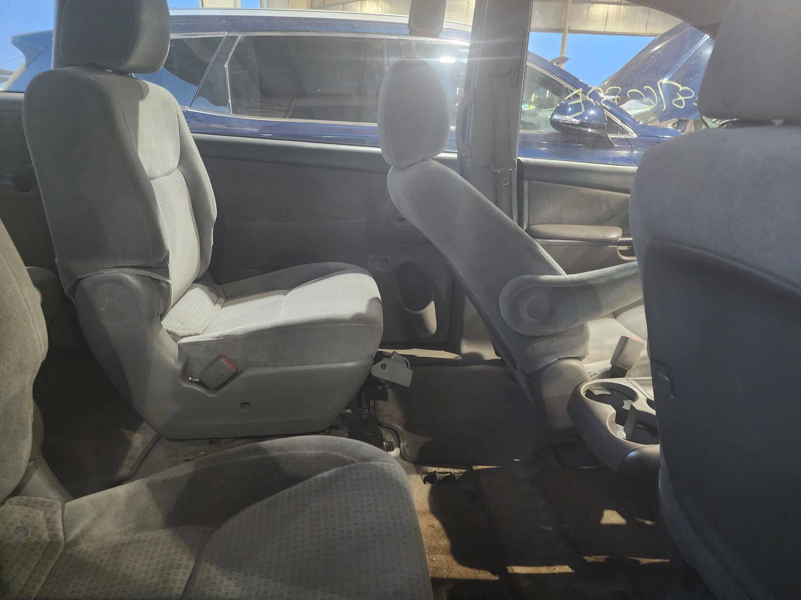 2010 TOYOTA SIENNA — 193730 Miles — Lot 66876653 - Marhaba Auctions Used Cars - Image 10