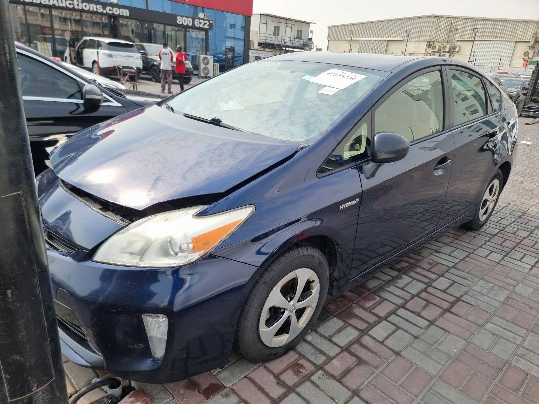 2012 TOYOTA PRIUS — 263178 Miles — Lot 42359230 — Main - Marhaba Auctions Used Cars - Image 5