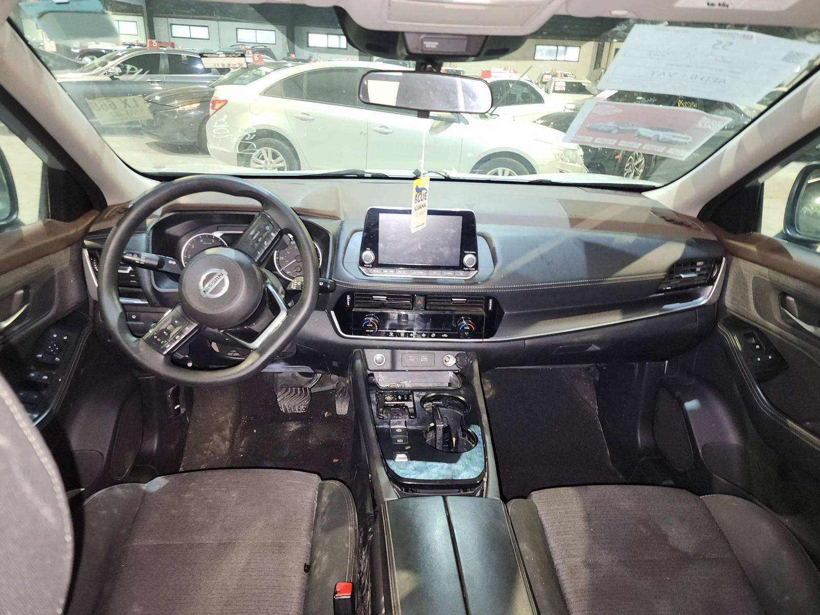 NISSAN ROGUE 2021 - Marhaba Auction Used Cars - Image 9