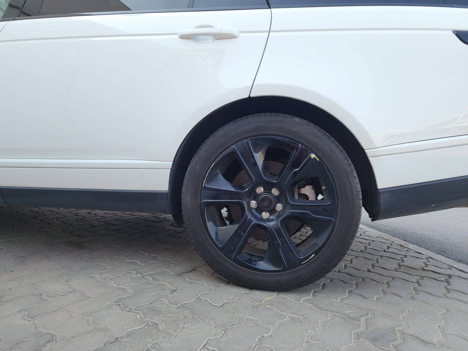 2019 LAND ROVER RANGE ROVER SUPERCHARGED — 75295 Miles — Lot XKA539686 — Main - Marhaba Auctions Used Cars - Image 11
