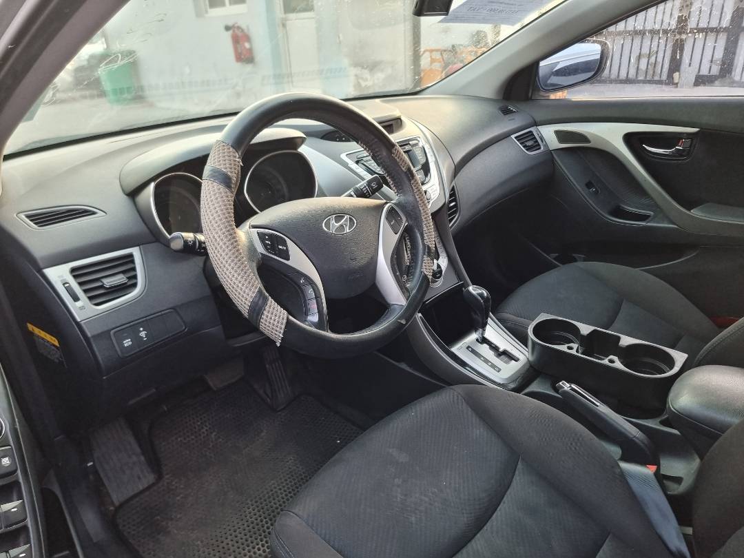 2012 HYUNDAI AVANTE — 256352 KM — Lot 345025 — Main - Marhaba Auctions Used Cars - Image 6