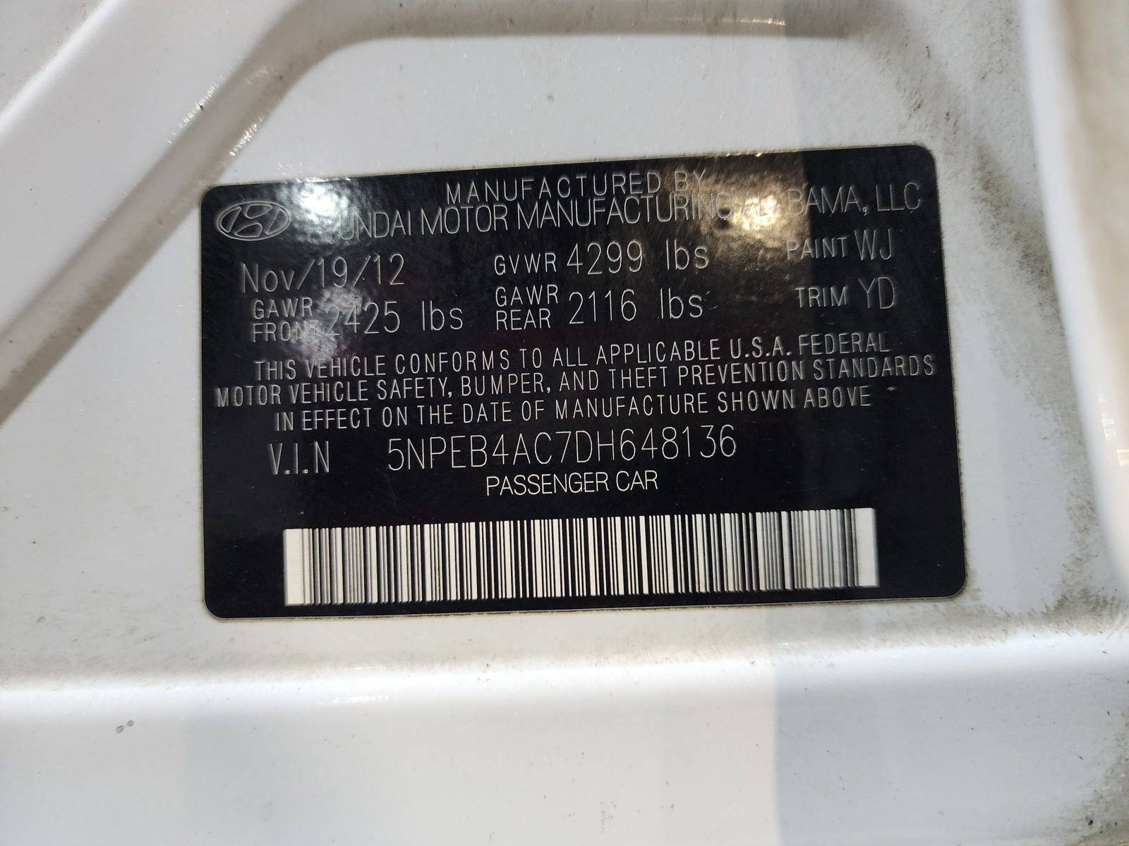 2013 HYUNDAI SONATA — 186900 Miles — Lot 48136 — Al Quoz - Marhaba Auctions Used Cars - Image 9