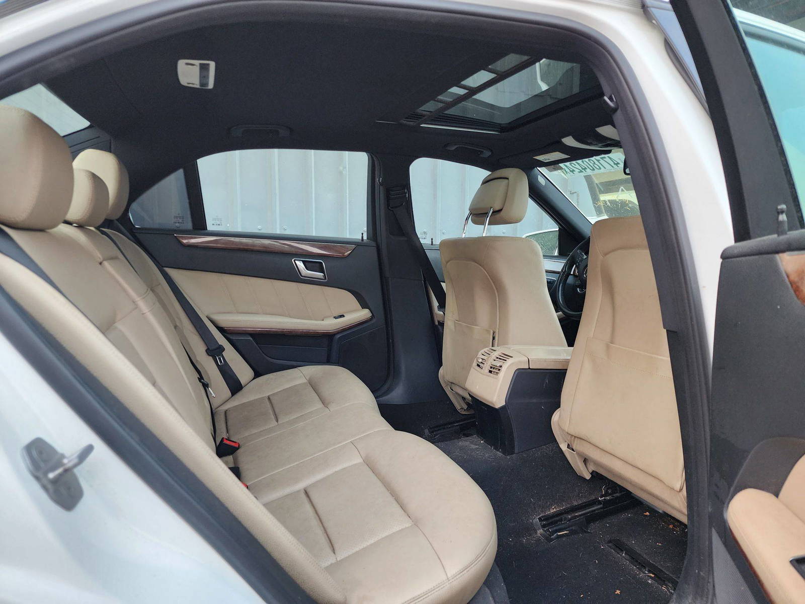 2013 MERCEDES BENZ E 350 — 119307 Miles — Lot 669556 — Ind. 12 - Marhaba Auctions Used Cars - Image 8