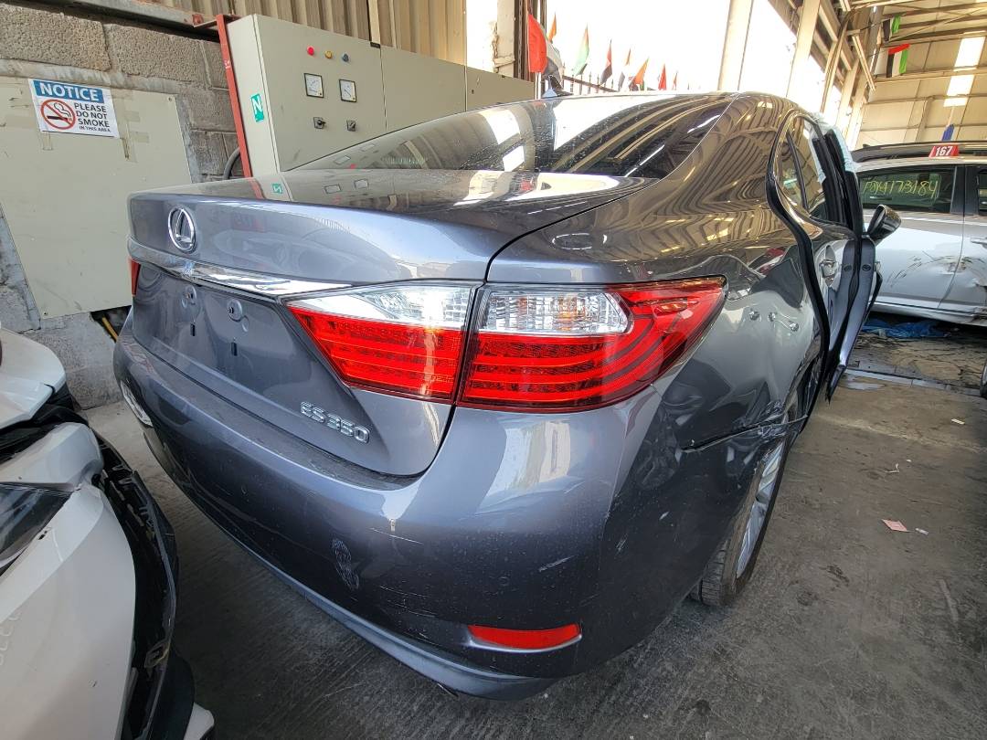 2013 LEXUS ES 350 — 206645 Miles — Lot G6D2022248 — Main - Marhaba Auctions Used Cars - Image 5