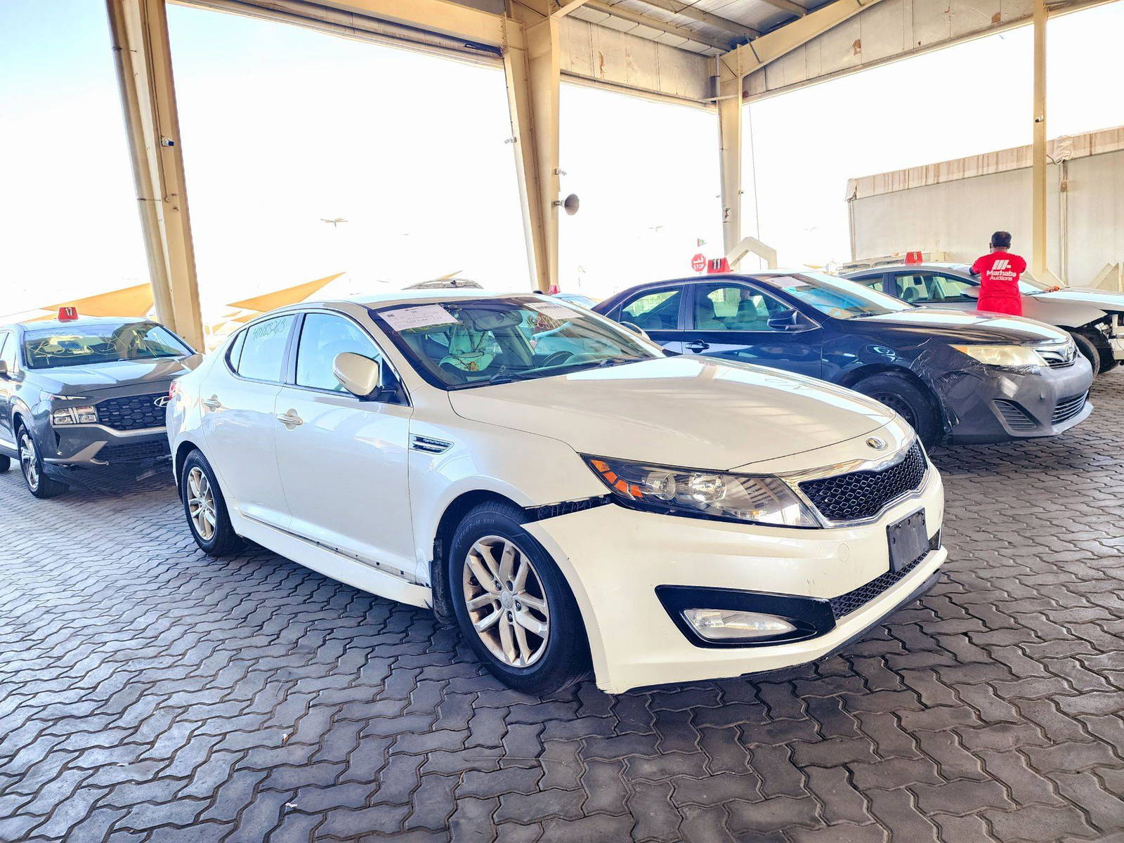 2013 KIA OPTIMA — 251721 Miles — Lot 40983263 — Souq - Marhaba Auctions Used Cars - Image 4