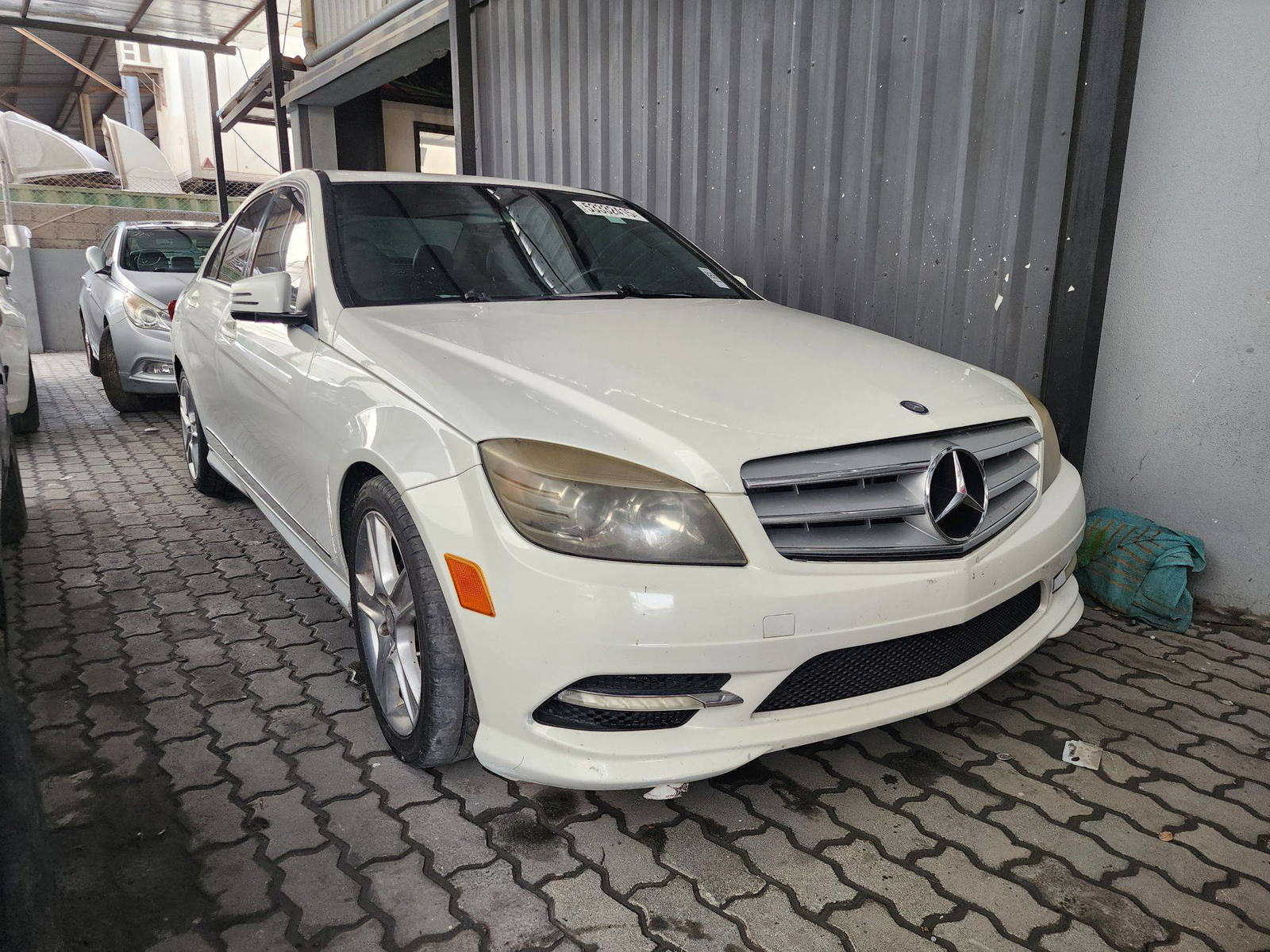 MERCEDES BENZ C300 2011 - Marhaba Auction Used Cars - Image 3