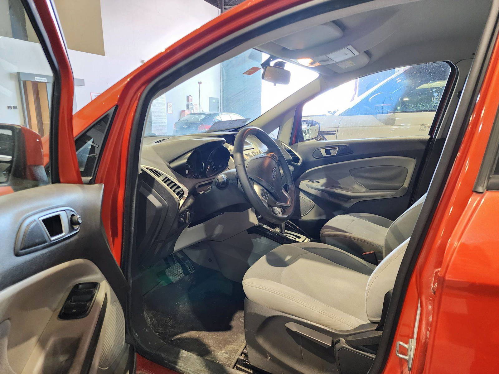 2017 FORD ECOSPORT — 167011 KM — Lot 41938 — Al Quoz - Marhaba Auctions Used Cars - Image 11