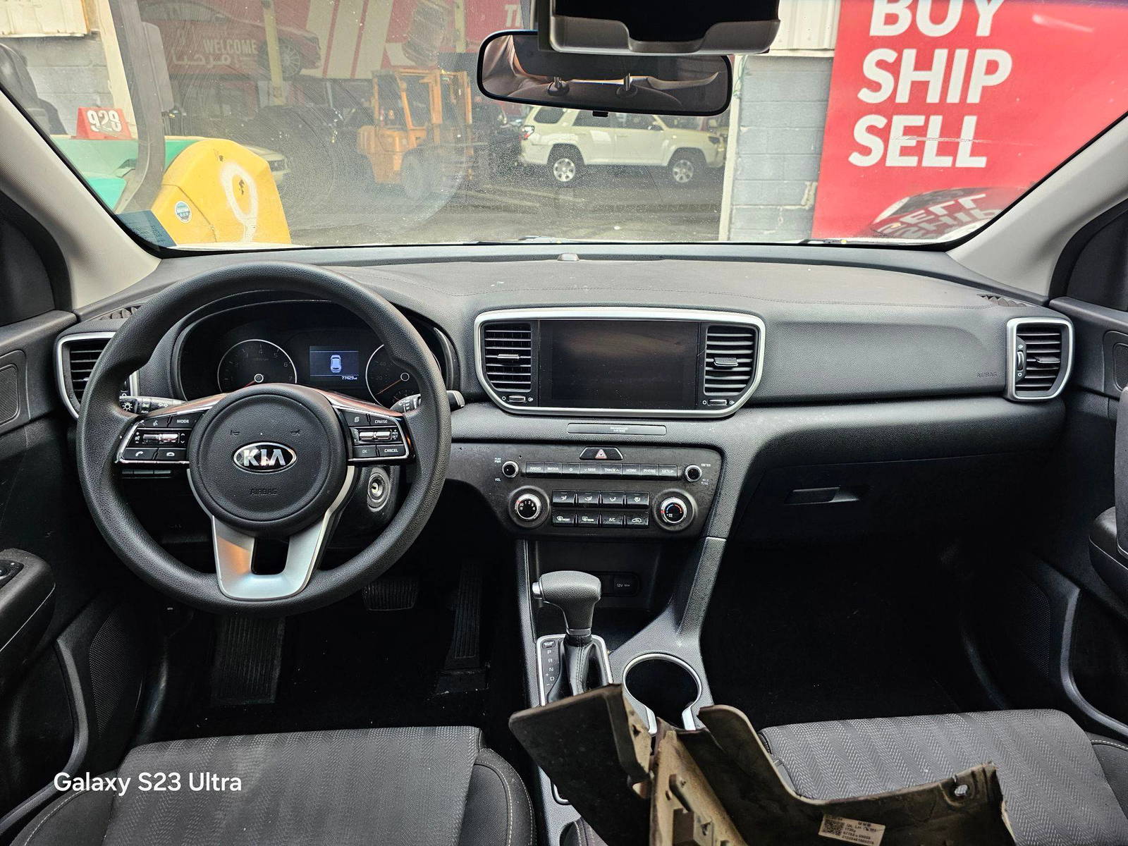 KIA SPORTAGE 2022 - Marhaba Auction Used Cars - Image 7