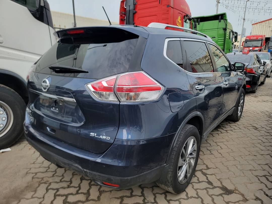 2015 NISSAN ROGUE — 141509 Miles — Lot 0FC819803 — Main - Marhaba Auctions Used Cars - Image 3