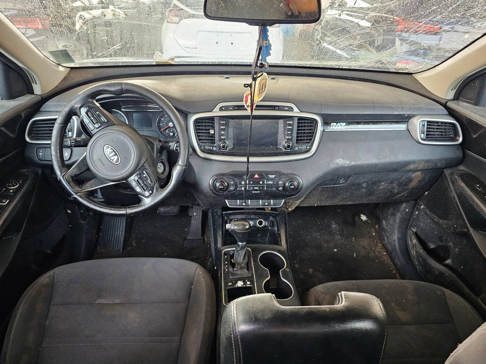 KIA SORENTO 2017 - Marhaba Auction Used Cars - Image 7