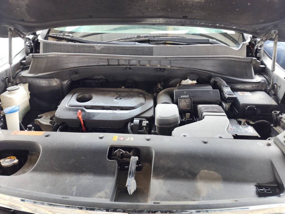 2019 KIA SORENTO — 114119 Miles — Lot 45412974 — Souq - Marhaba Auctions Used Cars - Image 11