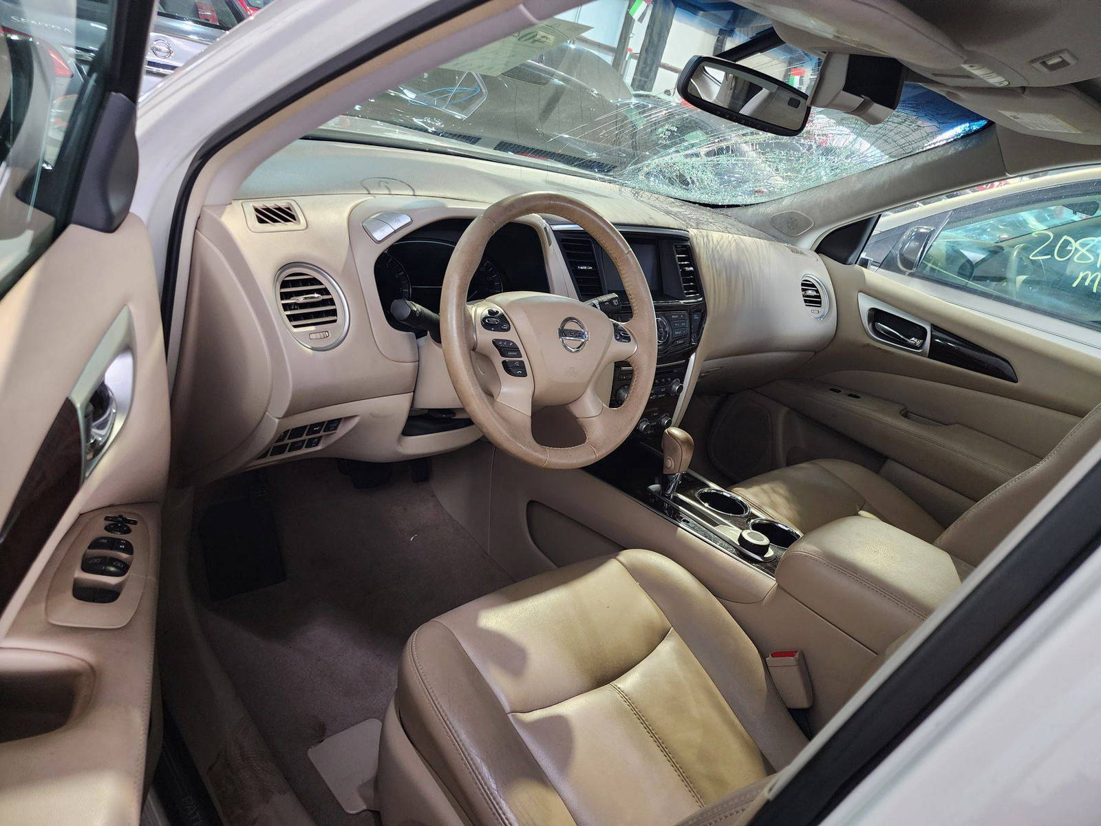 2013 NISSAN PATHFINDER — 155365 Miles — Lot 626508 — Al Quoz - Marhaba Auctions Used Cars - Image 6