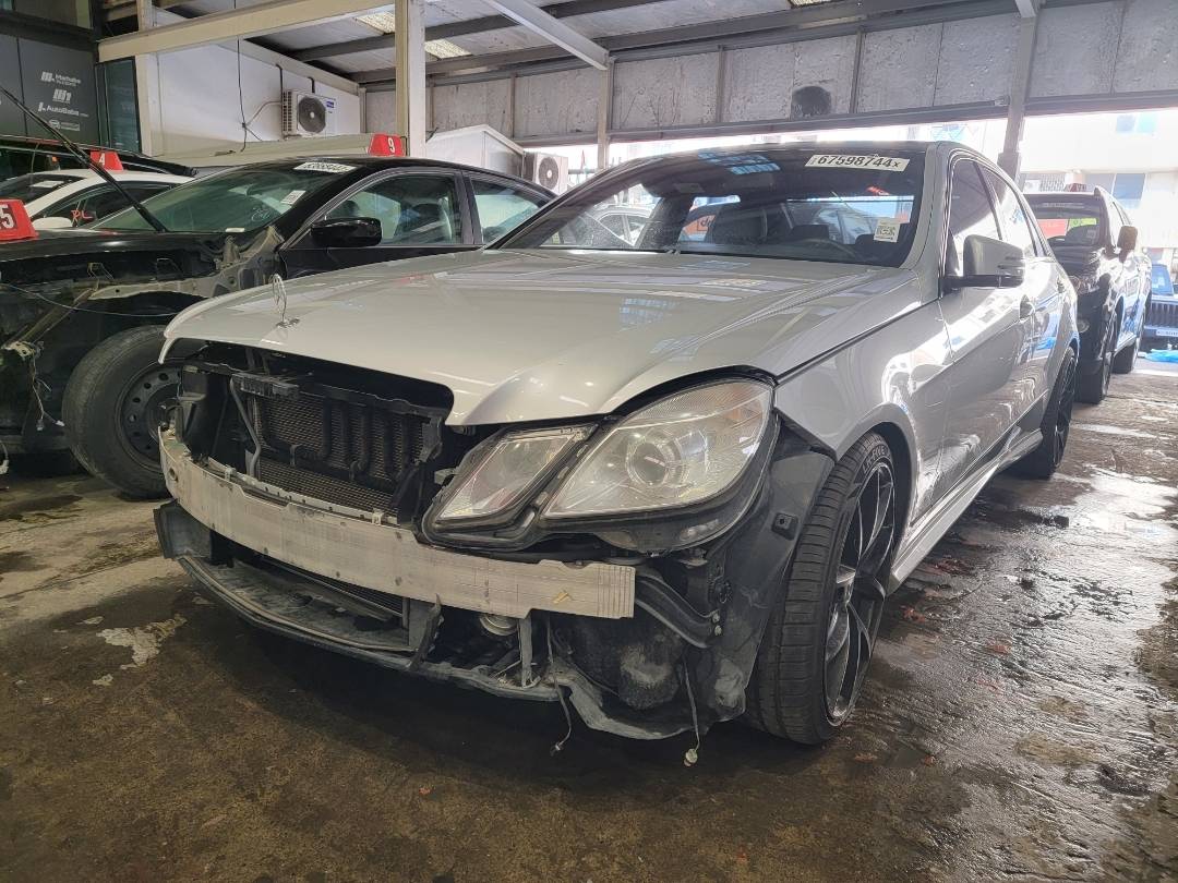 2013 MERCEDES BENZ E 350 — 172045 Miles — Lot A772678 — Souq - Marhaba Auctions Used Cars - Image 5