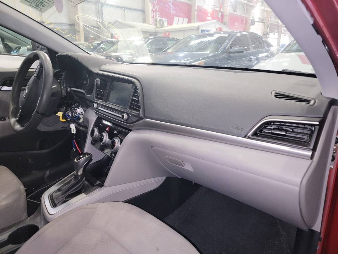 2019 HYUNDAI ELANTRA — 134493 Miles — Lot 39411404 — Main - Marhaba Auctions Used Cars - Image 4