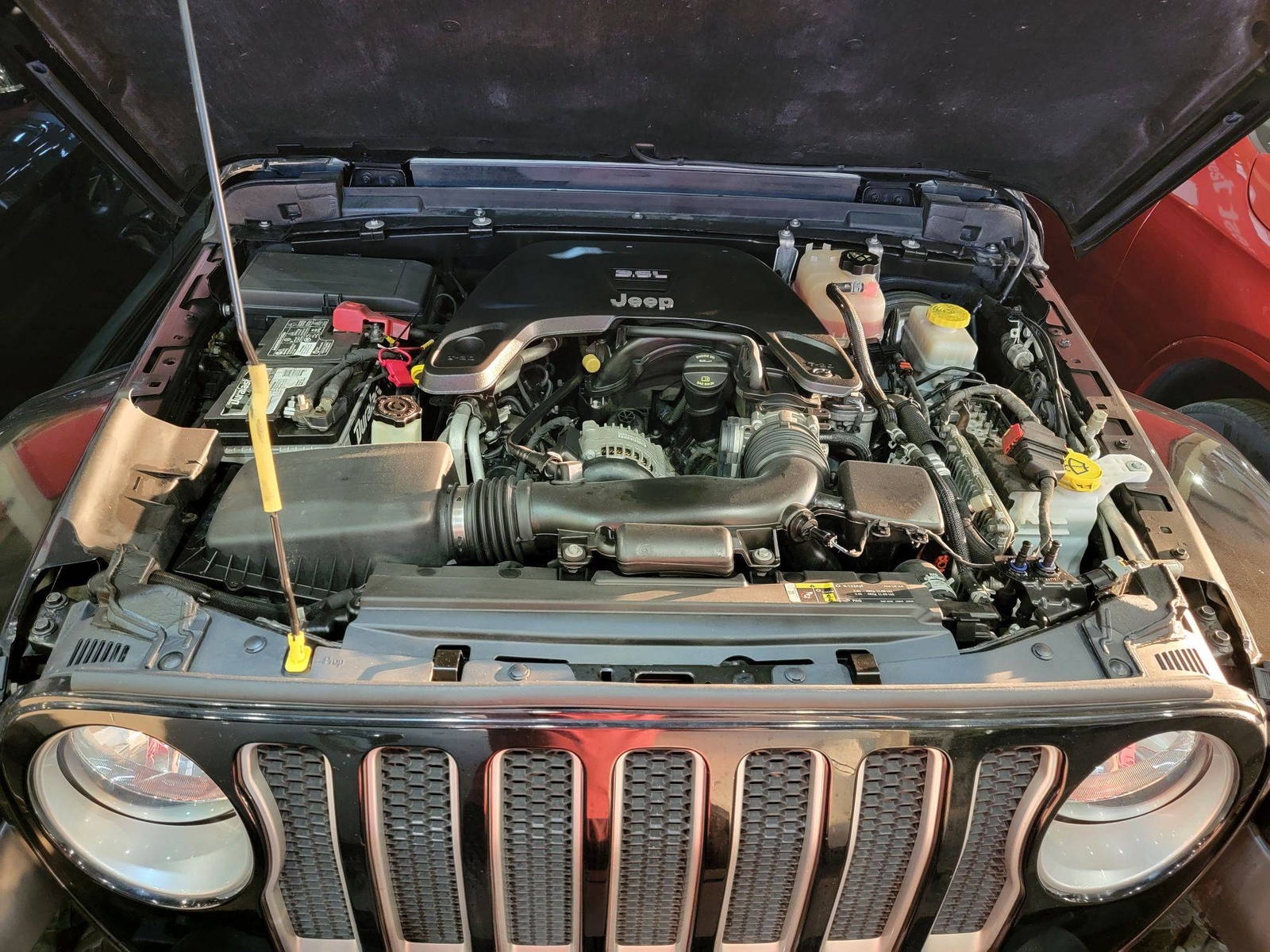 JEEP WRANGLER UNLIMITED SAHARA 2019 - Marhaba Auction Used Cars - Image 11