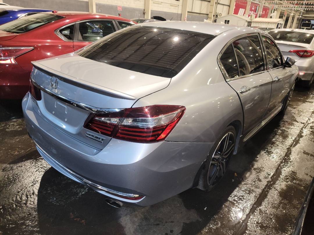 2017 HONDA ACCORD — 159077 Miles — Lot 37417193 - Marhaba Auctions Used Cars - Image 4
