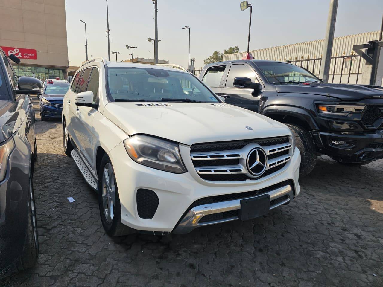 2017 MERCEDES BENZ GL-450 — 181465 Miles — Lot 749954 — Main - Marhaba Auctions Used Cars - Image 3