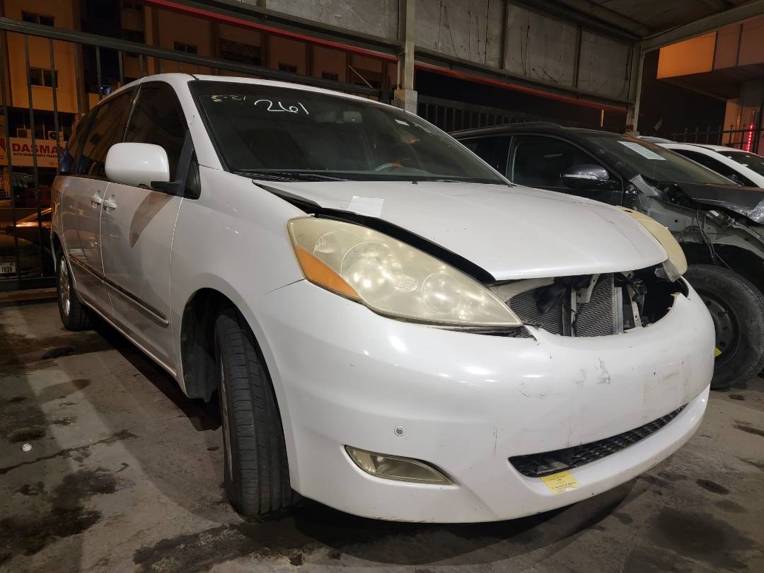 2007 TOYOTA SIENNA — 223452 Miles — Lot 2C77S079842 — Main - Marhaba Auctions Used Cars - Image 4