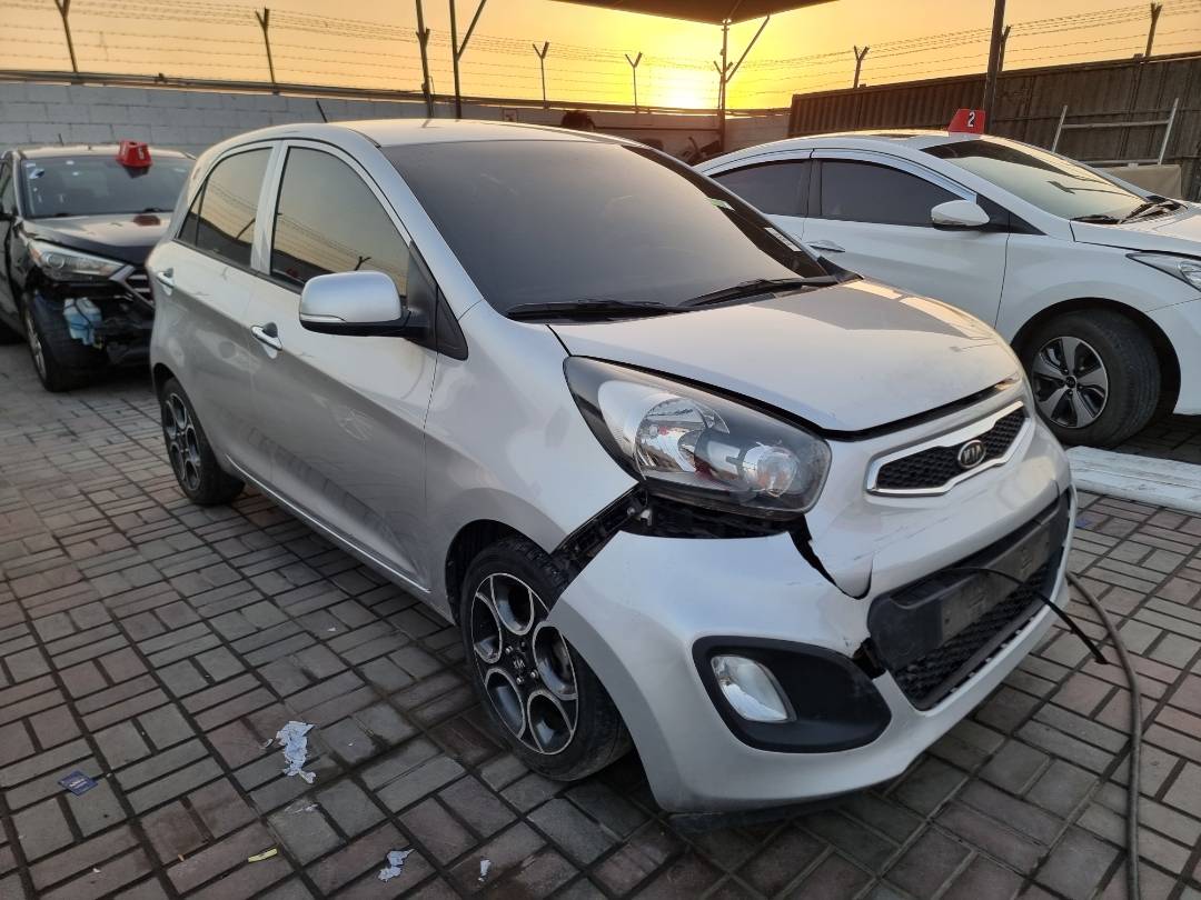 2012 KIA MORNING — 101637 KM — Lot 215487 — Souq - Marhaba Auctions Used Cars - Image 3