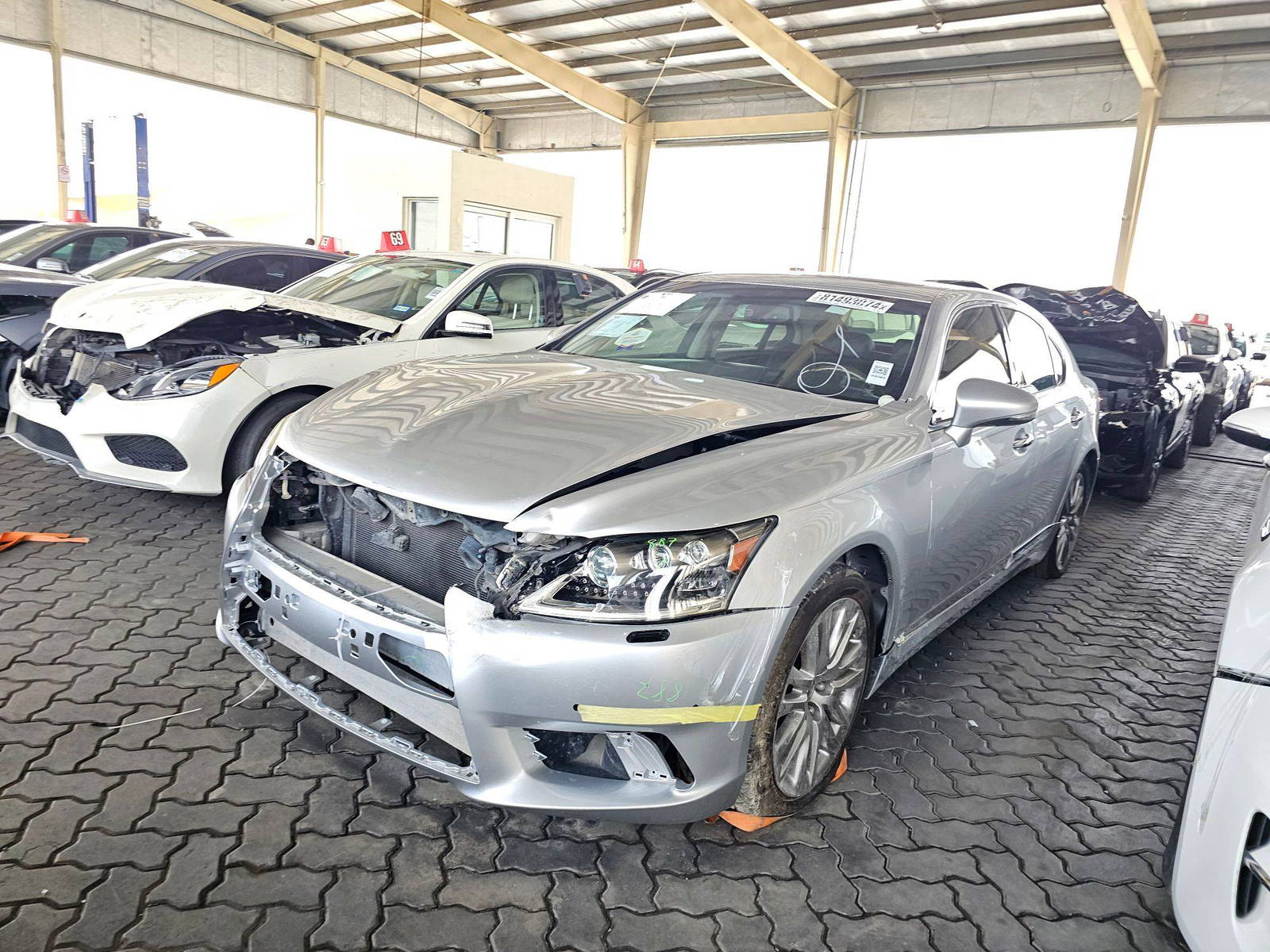 2015 LEXUS LS 460 — 158601 Miles — Lot XF5133806 — Souq - Marhaba Auctions Used Cars - Image 5
