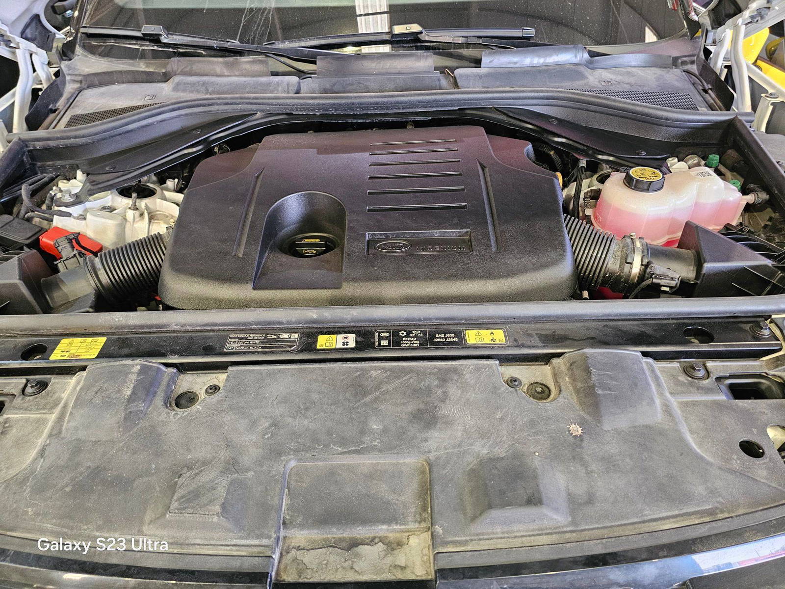 LAND ROVER RANGE ROVER 2025 - Marhaba Auction Used Cars - Image 11