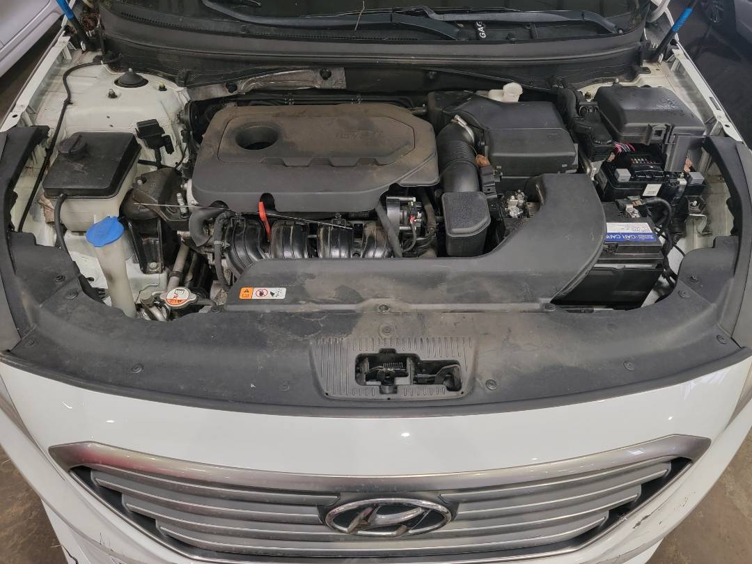 2015 HYUNDAI SONATA — 124275 Miles — Lot 893849 — Main - Marhaba Auctions Used Cars - Image 11