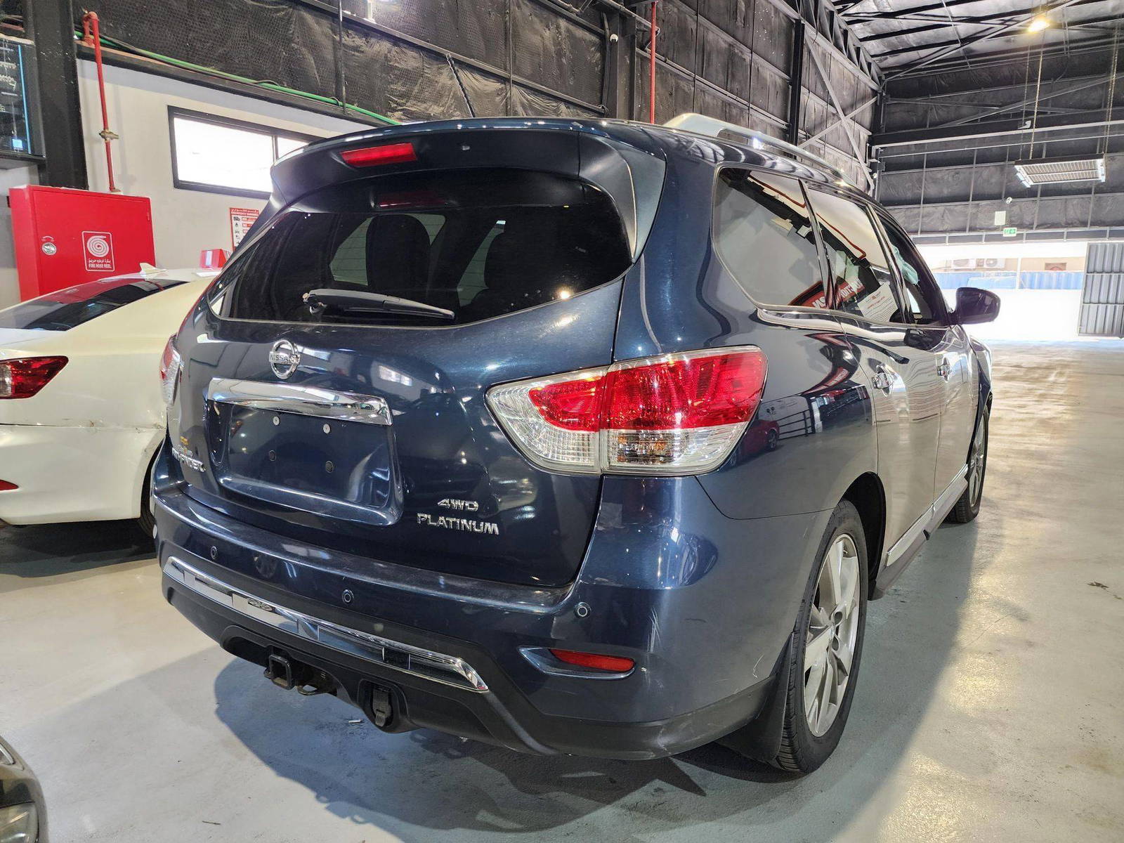 2015 NISSAN PATHFINDER — 178133 KM — Lot 214587 — Al Quoz - Marhaba Auctions Used Cars - Image 5